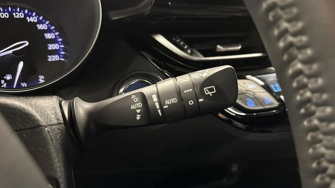 Toyota C-HR - Afbeelding 26 van 30