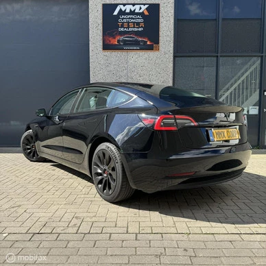 Tesla Model 3 - Afbeelding 7 van 23