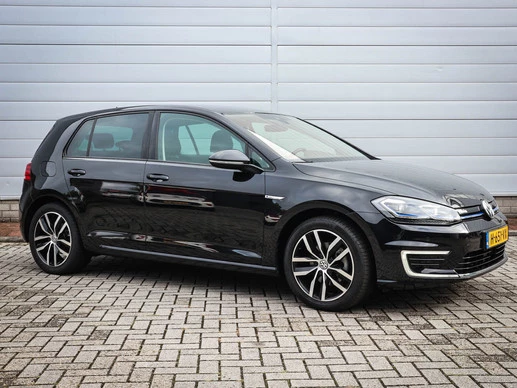 Volkswagen e-Golf - Afbeelding 14 van 30