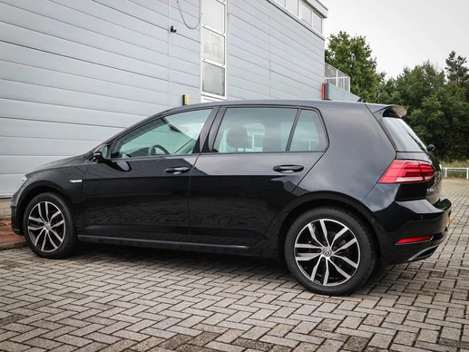 Volkswagen e-Golf - Afbeelding 26 van 30