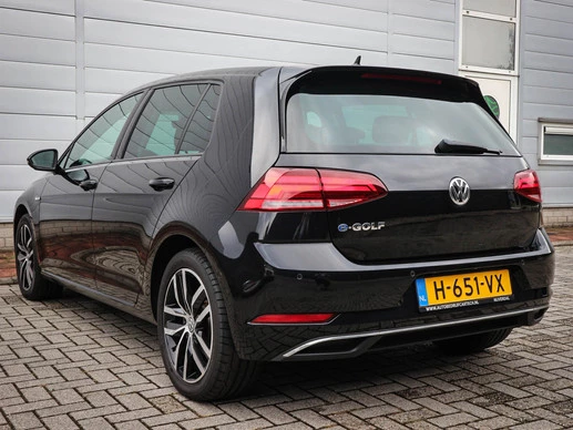 Volkswagen e-Golf - Afbeelding 27 van 30