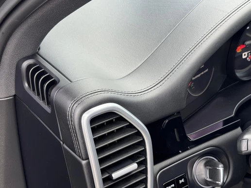 Porsche Cayenne - Afbeelding 14 van 30
