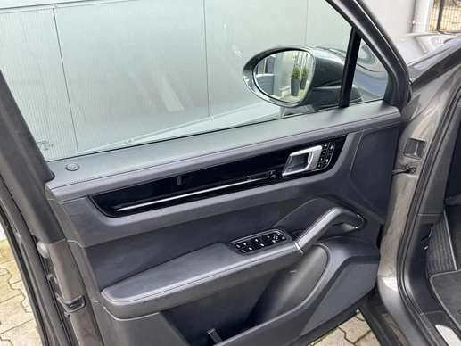 Porsche Cayenne - Afbeelding 15 van 30