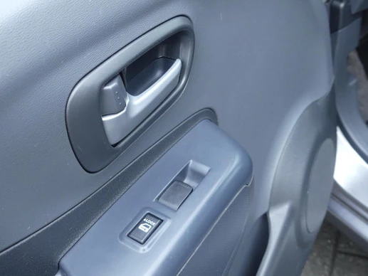 Suzuki Alto - Afbeelding 11 van 29