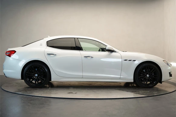 Maserati Ghibli - Afbeelding 10 van 30
