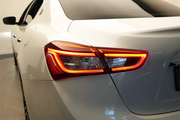 Maserati Ghibli - Afbeelding 13 van 30