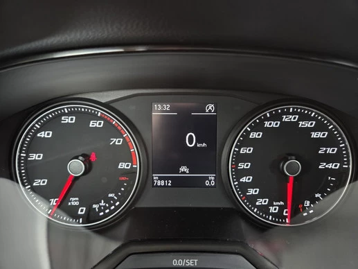 SEAT Arona - Afbeelding 13 van 24