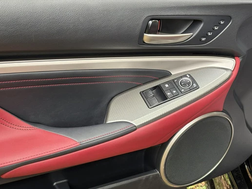 Lexus RC - Afbeelding 16 van 22