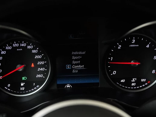 Mercedes-Benz C-Klasse - Afbeelding 19 van 30