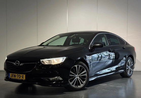 Opel Insignia - Afbeelding 1 van 30