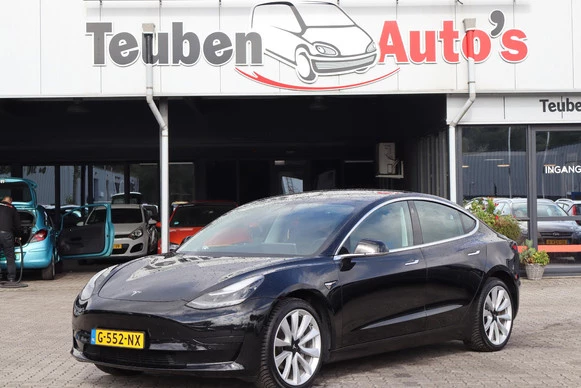 Tesla Model 3 - Afbeelding 1 van 30