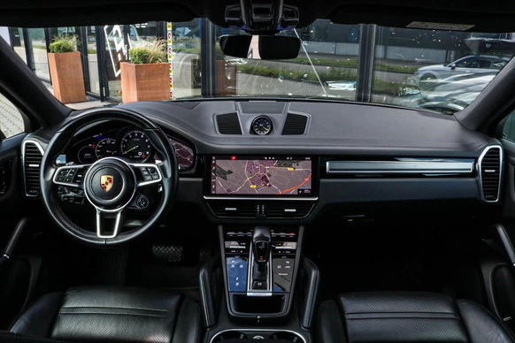 Porsche Cayenne - Afbeelding 3 van 30
