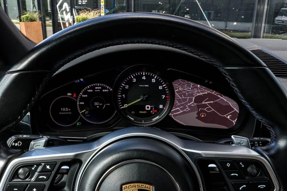 Porsche Cayenne - Afbeelding 25 van 30