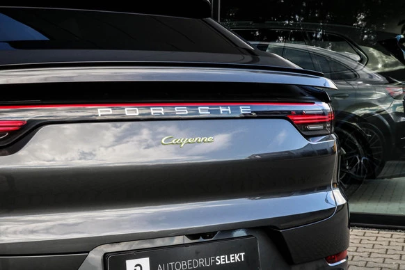 Porsche Cayenne - Afbeelding 27 van 30