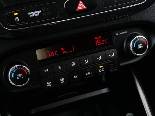 Kia Carens - Afbeelding 11 van 26