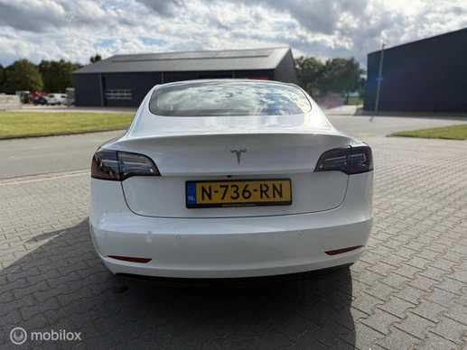 Tesla Model 3 - Afbeelding 4 van 22