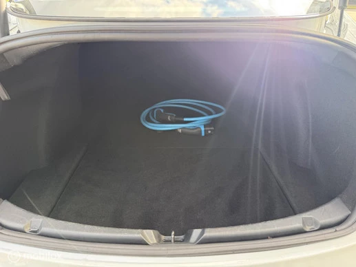 Tesla Model 3 - Afbeelding 15 van 22