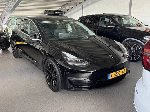 Tesla Model 3 - Afbeelding 2 van 17