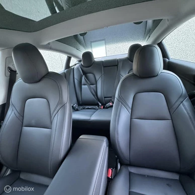 Tesla Model 3 - Afbeelding 9 van 20