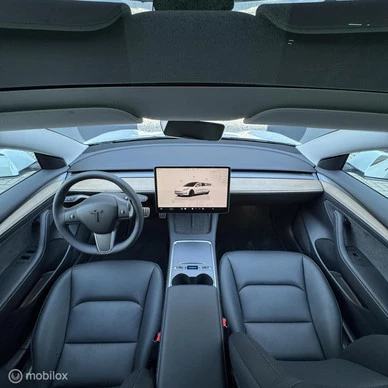 Tesla Model 3 - Afbeelding 11 van 20