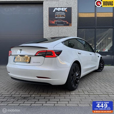 Tesla Model 3 - Afbeelding 1 van 20