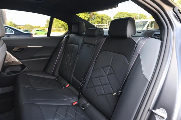 BMW i5 - Afbeelding 17 van 30