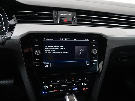 Volkswagen Passat - Afbeelding 15 van 30