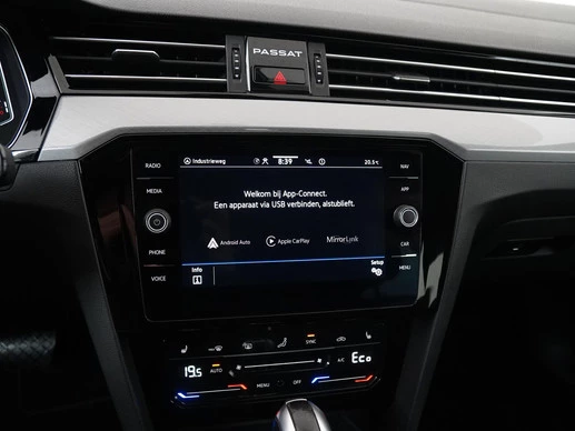 Volkswagen Passat - Afbeelding 16 van 30