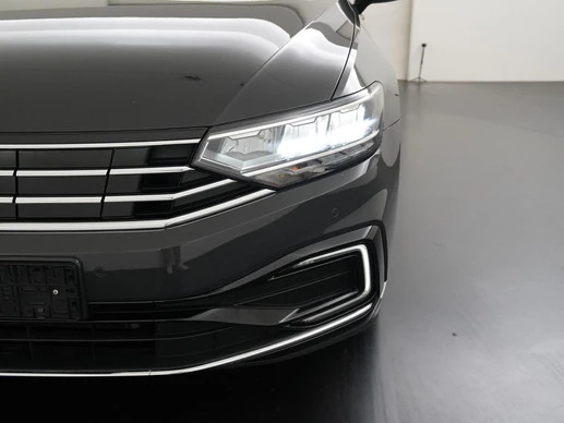 Volkswagen Passat - Afbeelding 21 van 30