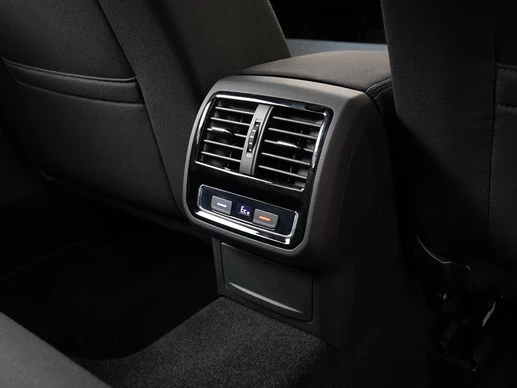 Volkswagen Passat - Afbeelding 29 van 30