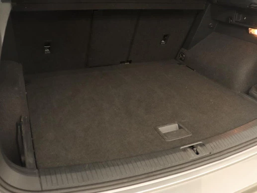 Volkswagen Tiguan - Afbeelding 9 van 30