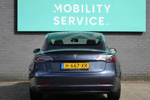 Tesla Model 3 - Afbeelding 5 van 27