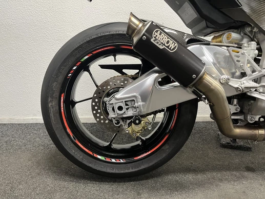 Aprilia Tuono V4 - Afbeelding 8 van 22