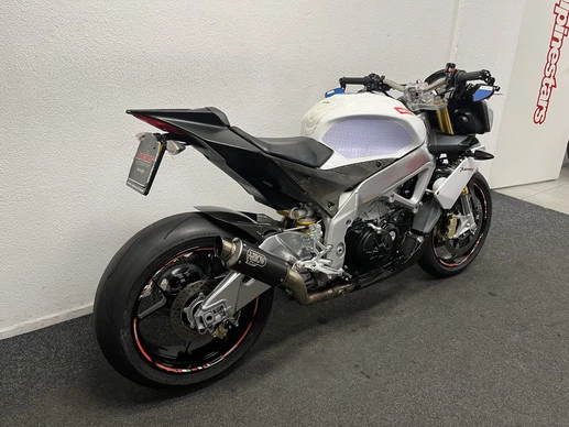 Aprilia Tuono V4 - Afbeelding 12 van 22