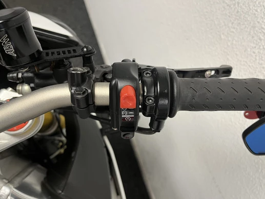 Aprilia Tuono V4 - Afbeelding 22 van 22