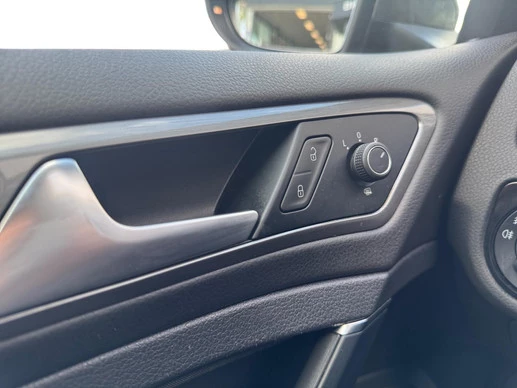 Volkswagen Golf - Afbeelding 14 van 26