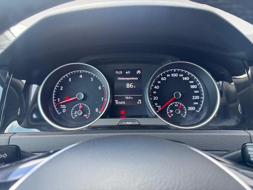 Volkswagen Golf - Afbeelding 18 van 26