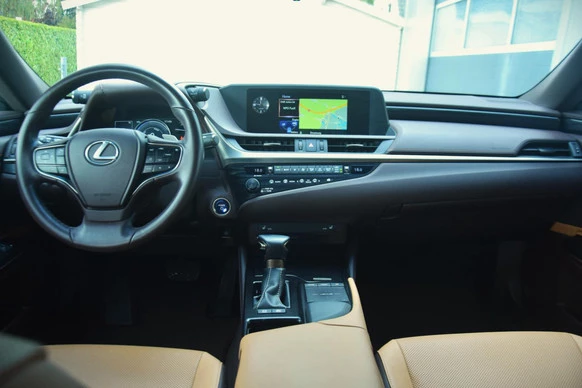 Lexus ES - Afbeelding 8 van 30