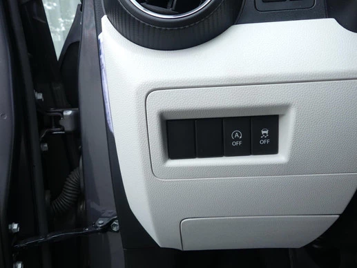 Suzuki Ignis - Afbeelding 12 van 30