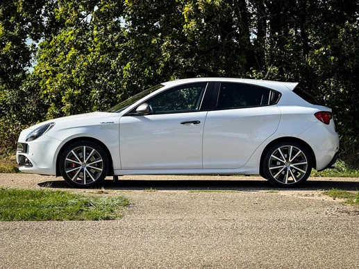 Alfa Romeo Giulietta - Afbeelding 15 van 30