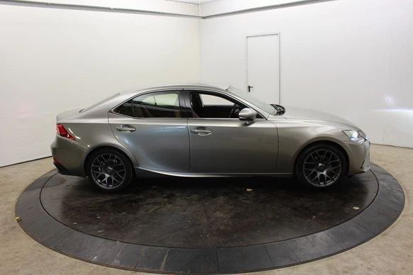 Lexus IS - Afbeelding 10 van 30