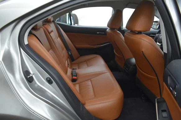 Lexus IS - Afbeelding 14 van 30