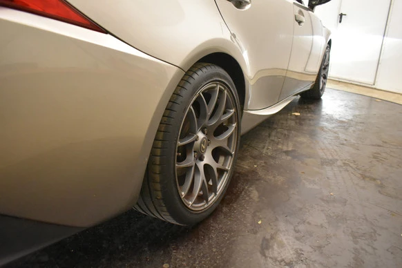 Lexus IS - Afbeelding 29 van 30