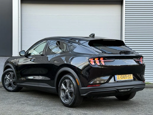 Ford Mustang Mach-E - Afbeelding 4 van 30