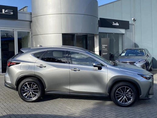 Lexus NX - Afbeelding 2 van 30