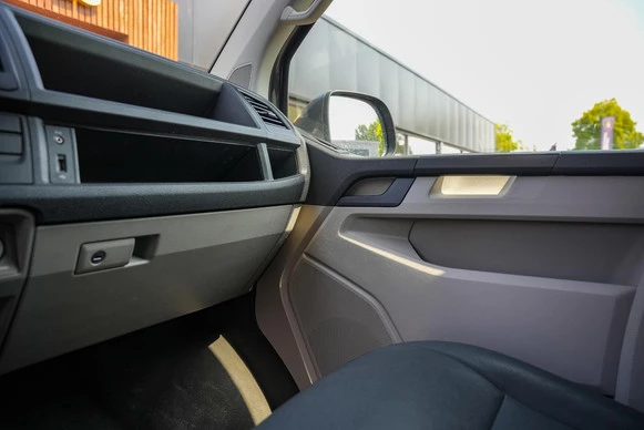 Volkswagen Transporter - Afbeelding 25 van 27