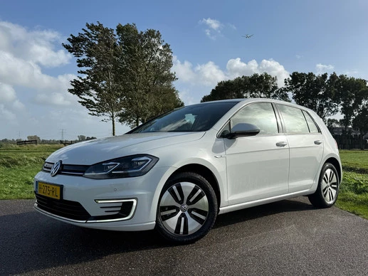 Volkswagen e-Golf - Afbeelding 1 van 30