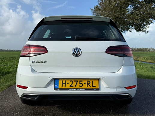 Volkswagen e-Golf - Afbeelding 20 van 30
