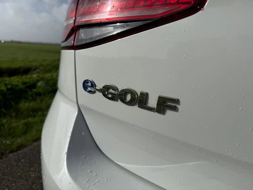Volkswagen e-Golf - Afbeelding 27 van 30