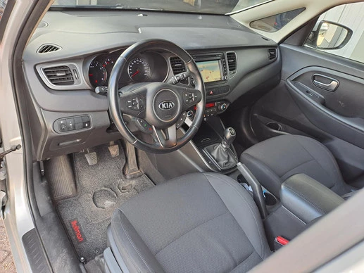 Kia Carens - Afbeelding 8 van 14
